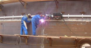 Welding Oil Storage Tanks